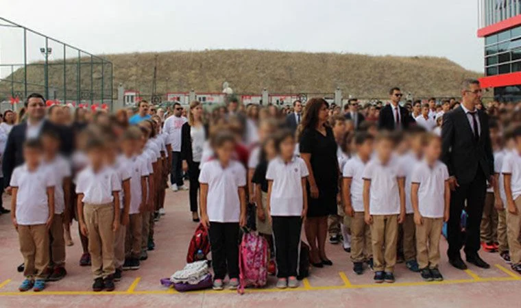 Flaş… Flaş… Danıştay’ın andımız kararı Anayasa Mahkemesi’ne taşınıyor